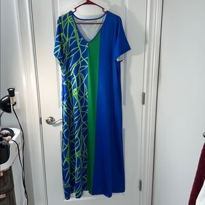 Blue and Green short sleeve Maxi Dress- no tag